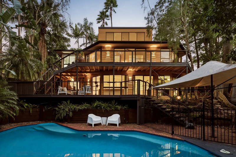Photo - 137 Chapel Hill Road, Chapel Hill QLD 4069 - Image 1