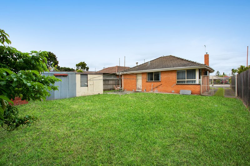 Photo - 137 Cheddar Road, Reservoir VIC 3073 - Image 12