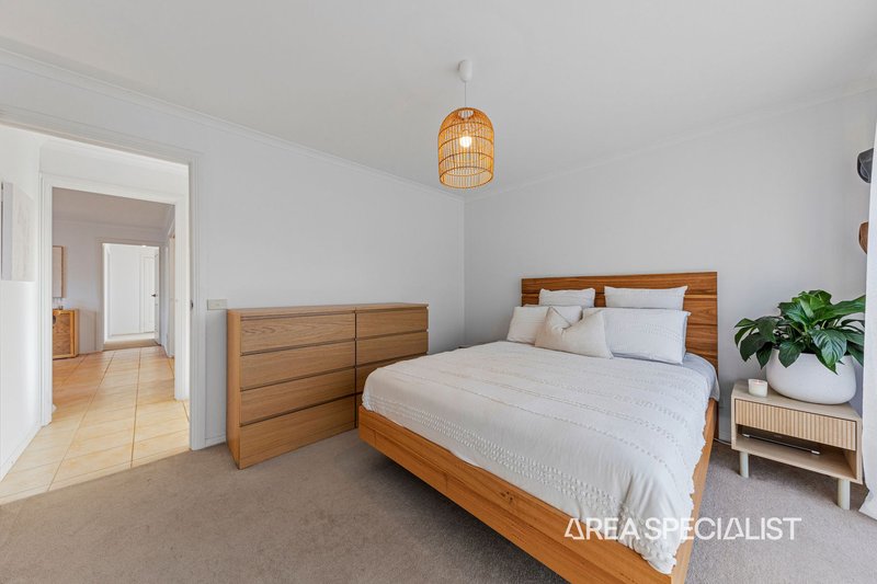 Photo - 1/37 Eagle Drive, Pakenham VIC 3810 - Image 15