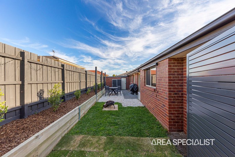 Photo - 1/37 Eagle Drive, Pakenham VIC 3810 - Image 24