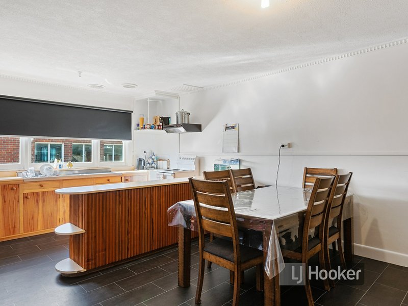 Photo - 1/37 Falmouth Street, Somerset TAS 7322 - Image 3