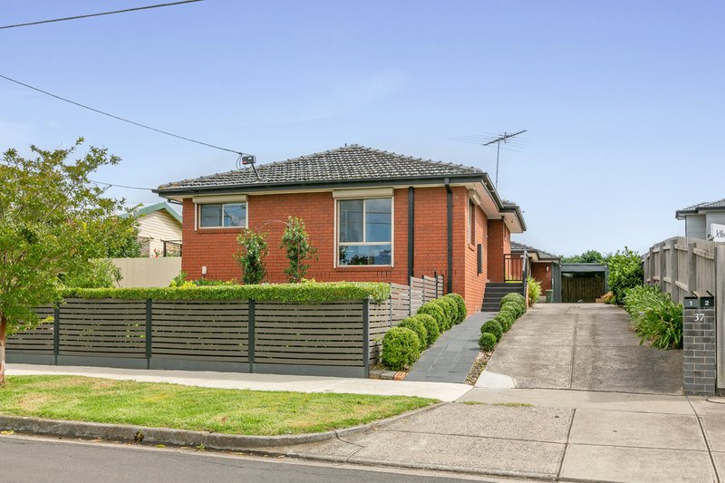 Photo - 1/37 Fordham Road, Reservoir VIC 3073 - Image 1