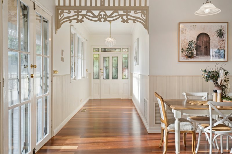 Photo - 137 Forest Road, Ferntree Gully VIC 3156 - Image 3