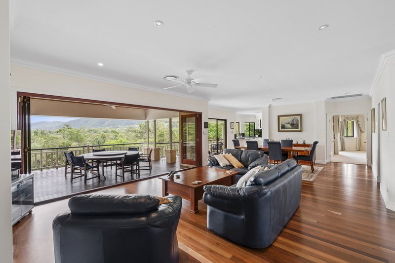 Photo - 137 Gladrose Crescent, Wongawallan QLD 4210 - Image 3