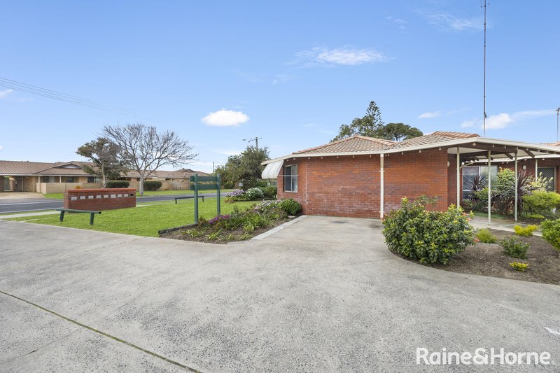 Photo - 1/37 Hayes Street, Bunbury WA 6230 - Image 3