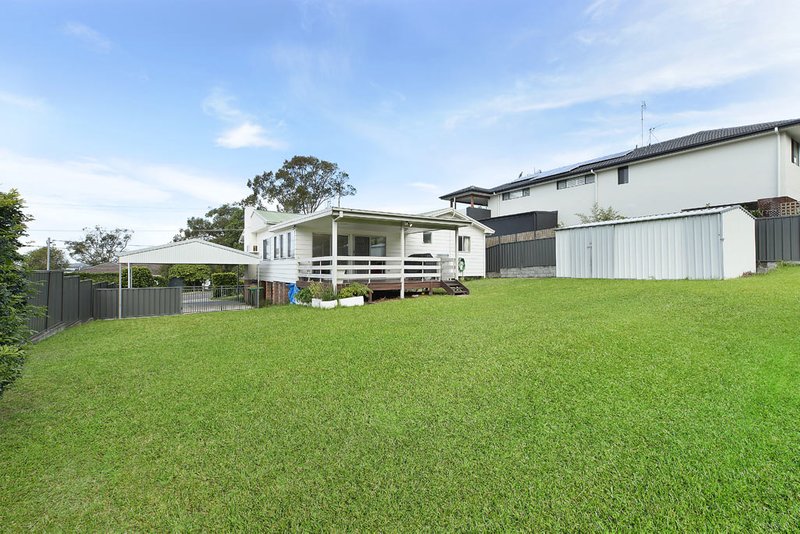 Photo - 137 Kilaben Road, Kilaben Bay NSW 2283 - Image 5