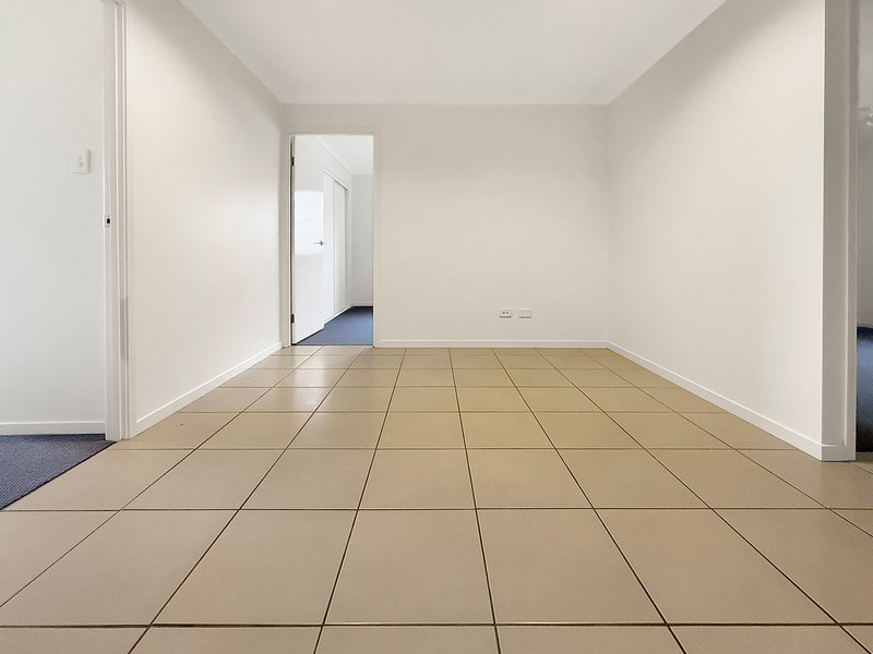 Photo - 1/37 Koala Drive, Morayfield QLD 4506 - Image 9