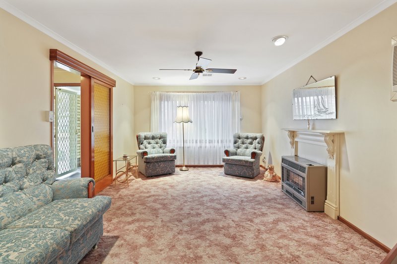 Photo - 137 Ladywood Road, Modbury Heights SA 5092 - Image 3
