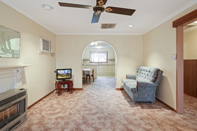 Photo - 137 Ladywood Road, Modbury Heights SA 5092 - Image 4