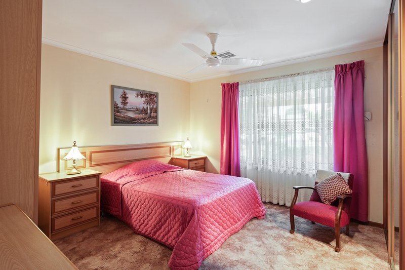 Photo - 137 Ladywood Road, Modbury Heights SA 5092 - Image 10