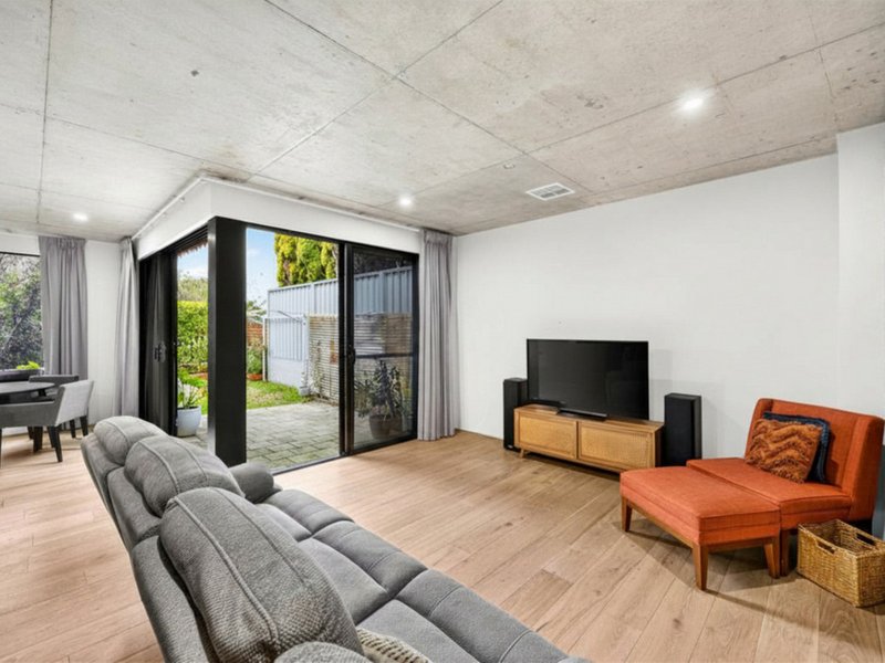 Photo - 1/37 Leonard Street, Victoria Park WA 6100 - Image 8