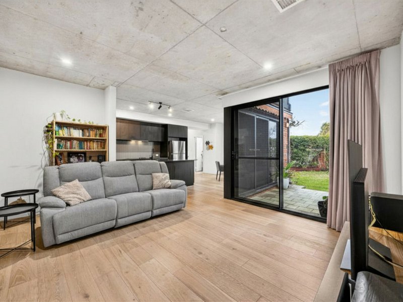 Photo - 1/37 Leonard Street, Victoria Park WA 6100 - Image 9