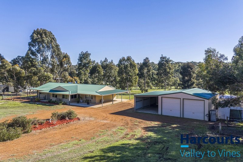Photo - 137 Limousin Way, Lower Chittering WA 6084 - Image 31