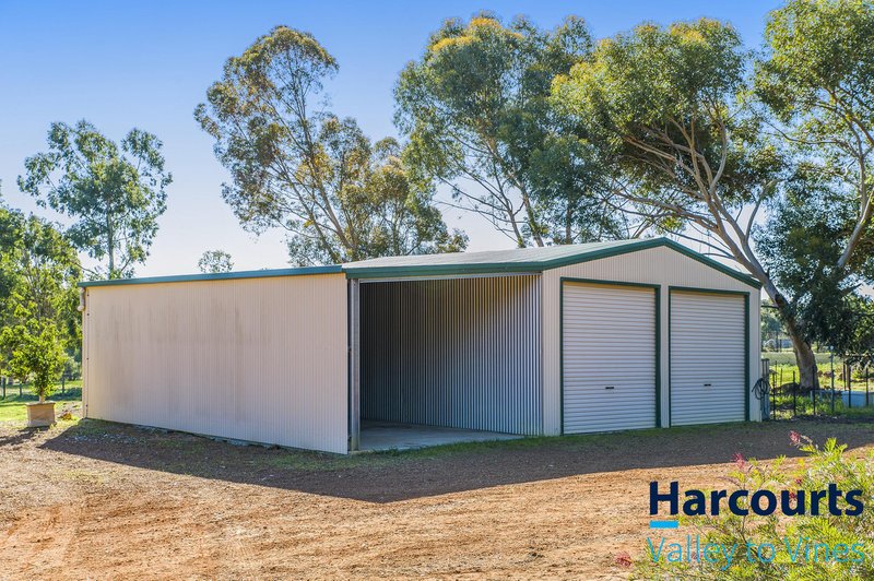 Photo - 137 Limousin Way, Lower Chittering WA 6084 - Image 32