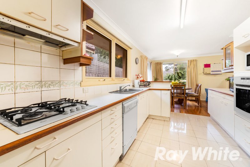 Photo - 1/37 Mccomas Grove, Burwood VIC 3125 - Image 3