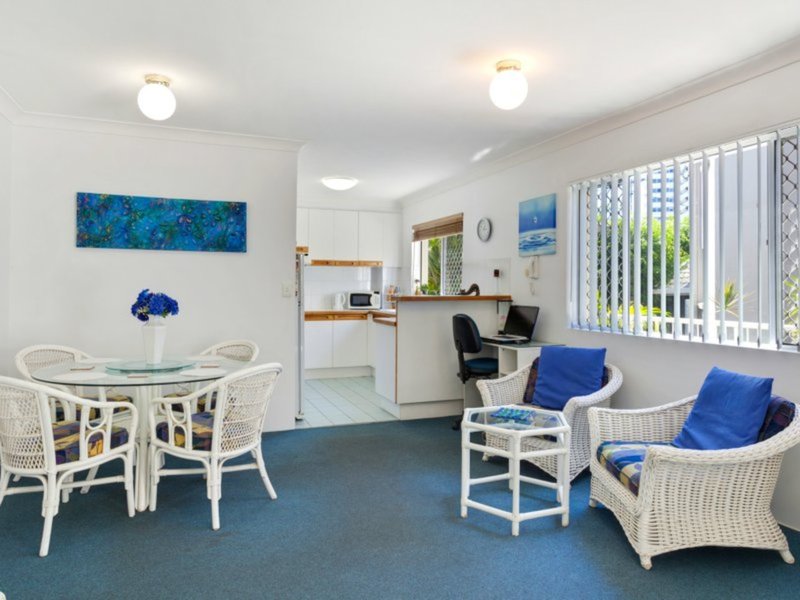 Photo - 1/37 Peninsular Drive, Surfers Paradise QLD 4217 - Image 10