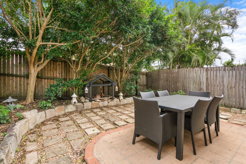 Photo - 1/37 Querrin Street, Yeronga QLD 4104 - Image 5