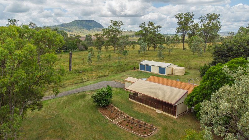 Photo - 137 Stokes Crossing Road, Mount Walker West QLD 4340 - Image 1