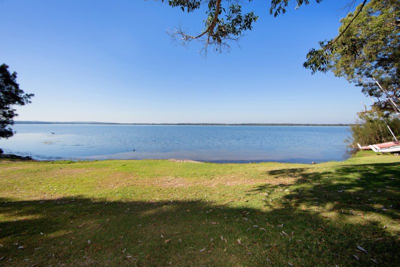 Photo - 137 Sunrise Avenue, Budgewoi NSW 2262 - Image 6