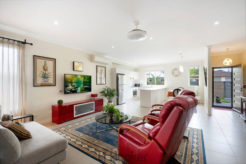 Photo - 1/37 Walker Street, Warners Bay NSW 2282 - Image 9