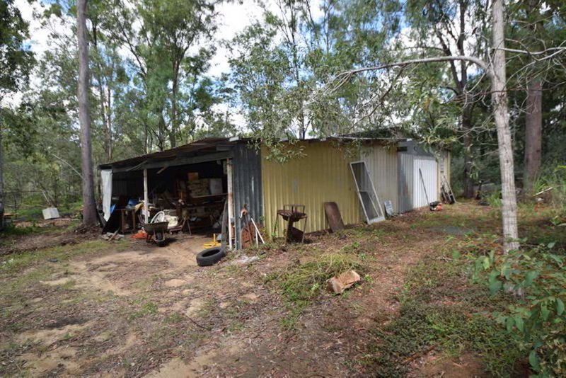 Photo - 137 Willaura Drive, Coominya QLD 4311 - Image 2