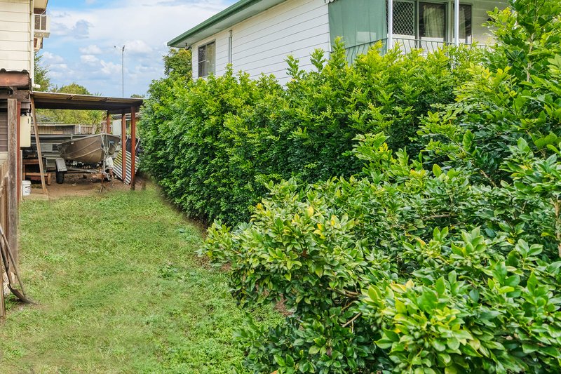 Photo - 1370 Bribie Island Road, Ningi QLD 4511 - Image 14