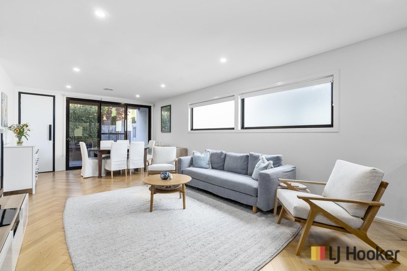 Photo - 13/70 Henty Street, Braddon ACT 2612 - Image 1