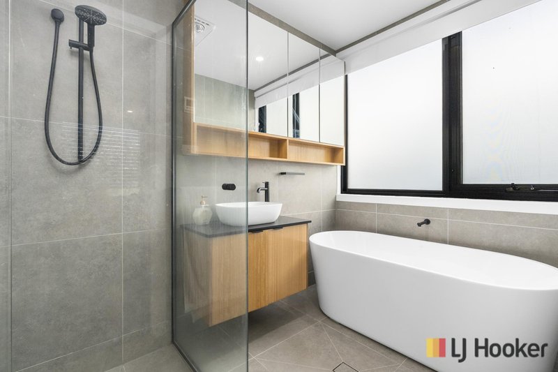 Photo - 13/70 Henty Street, Braddon ACT 2612 - Image 8