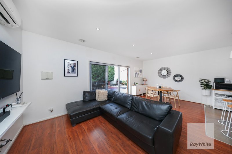 Photo - 1/372-376 Melrose Drive, Tullamarine VIC 3043 - Image 6
