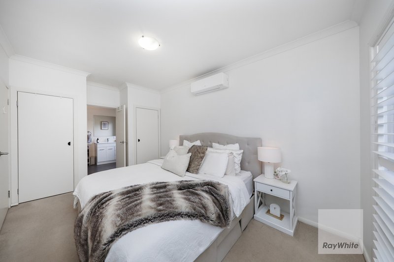 Photo - 1/372-376 Melrose Drive, Tullamarine VIC 3043 - Image 8