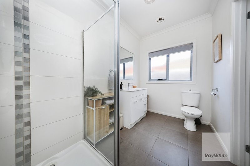 Photo - 1/372-376 Melrose Drive, Tullamarine VIC 3043 - Image 10