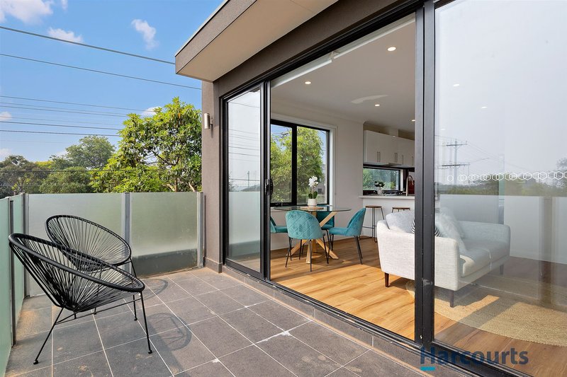 Photo - 1/372 Burwood Highway, Burwood VIC 3125 - Image 5