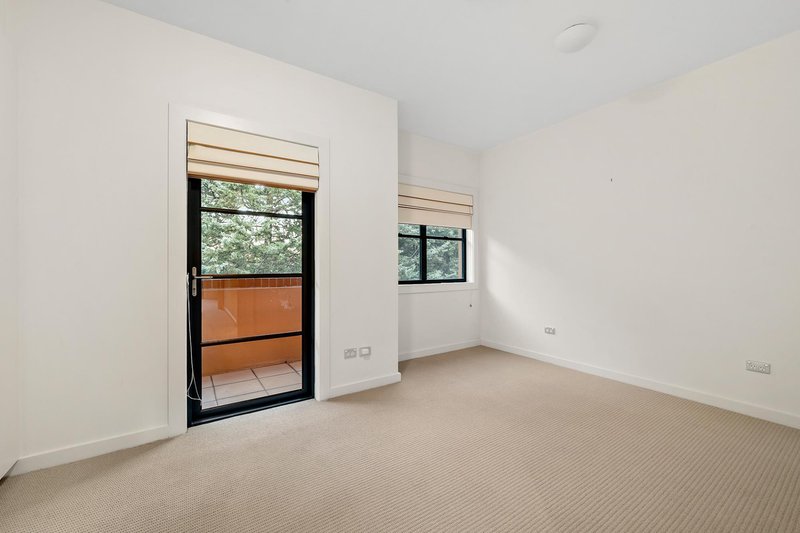 Photo - 13/72 Canberra Avenue, Griffith ACT 2603 - Image 11