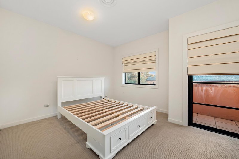 Photo - 13/72 Canberra Avenue, Griffith ACT 2603 - Image 12