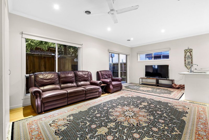 Photo - 13/72 Stanley Road, Keysborough VIC 3173 - Image 3