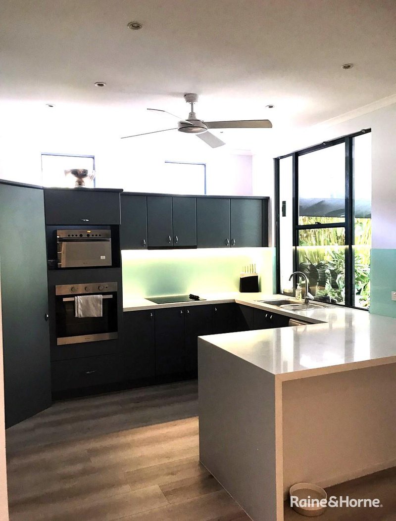 Photo - 13/75-79 Cedar Road, Palm Cove QLD 4879 - Image 4