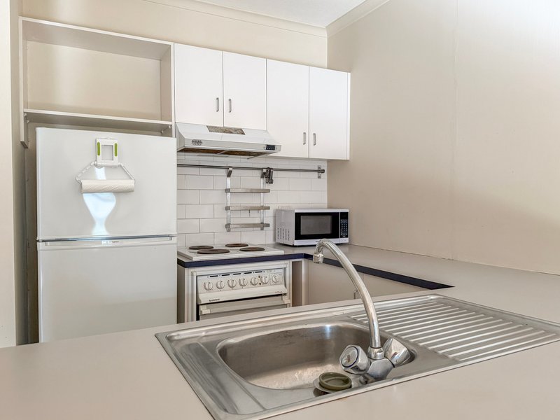 Photo - 13/75-91 Drummond Street, Carlton VIC 3053 - Image 5