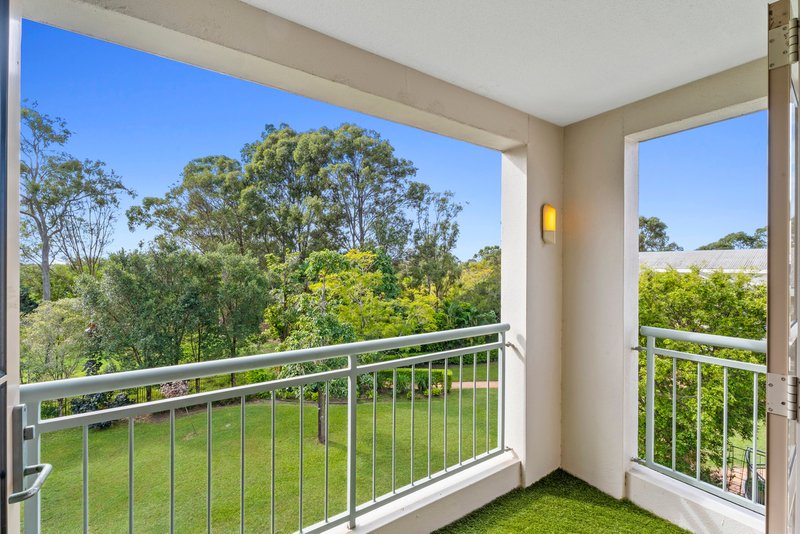 Photo - 13/76-80 Chichester Drive, Arundel QLD 4214 - Image 10