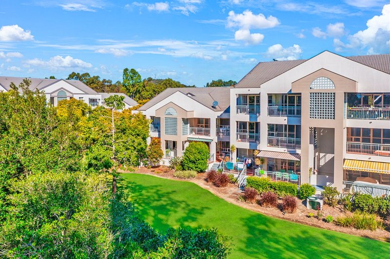 Photo - 13/76-80 Chichester Drive, Arundel QLD 4214 - Image 12