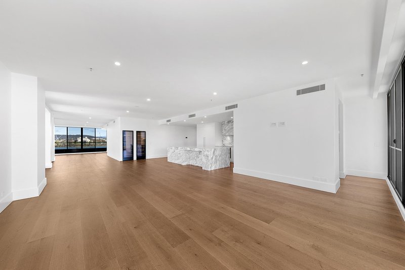 Photo - 137/62 Constitution Avenue, Campbell ACT 2612 - Image 2