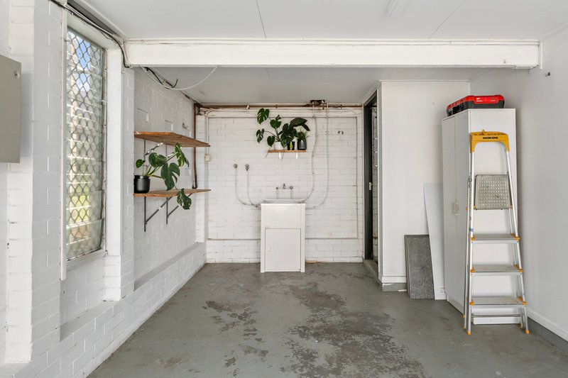 Photo - 1/38 Alderson Street, Newmarket QLD 4051 - Image 15