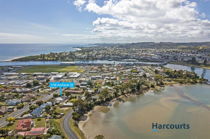 Photo - 1/38 Amherst Street, West Ulverstone TAS 7315 - Image 3