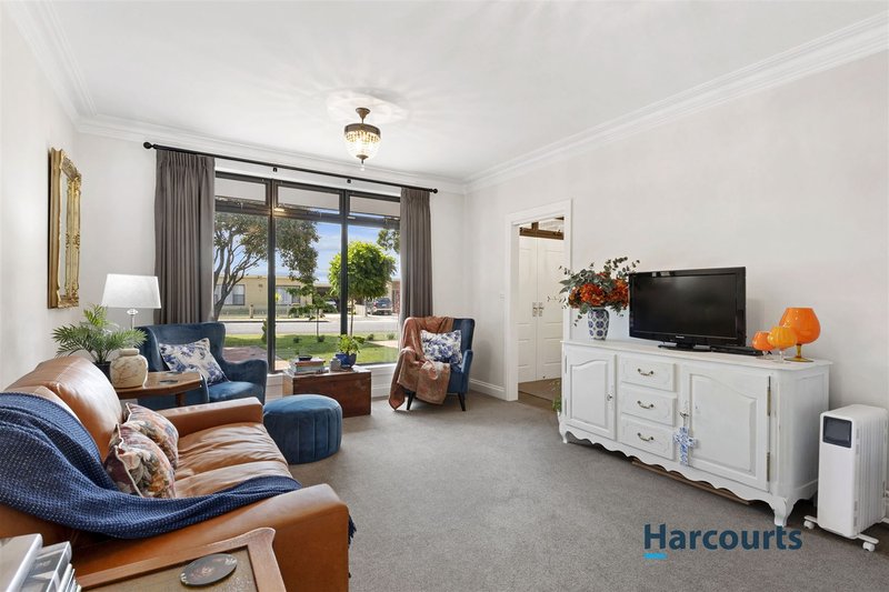 Photo - 1/38 Amherst Street, West Ulverstone TAS 7315 - Image 12