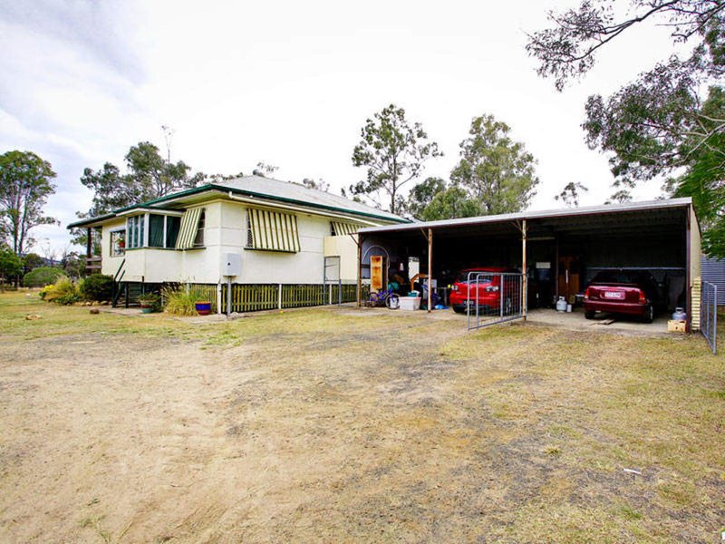 Photo - 138 Beacon Road, Lowood QLD 4311 - Image 15