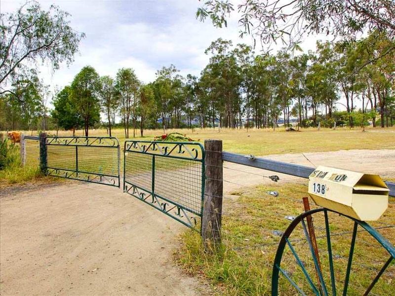 Photo - 138 Beacon Road, Lowood QLD 4311 - Image 17