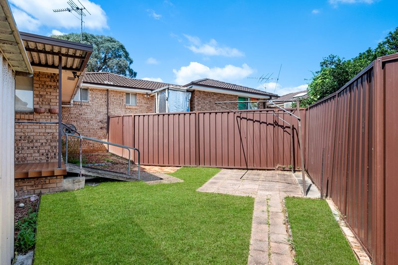 Photo - 13/8 Bensley Road, Macquarie Fields NSW 2564 - Image 10