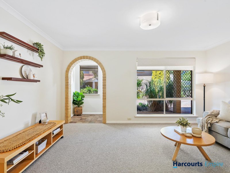 Photo - 1/38 Bower Street, Doubleview WA 6018 - Image 5