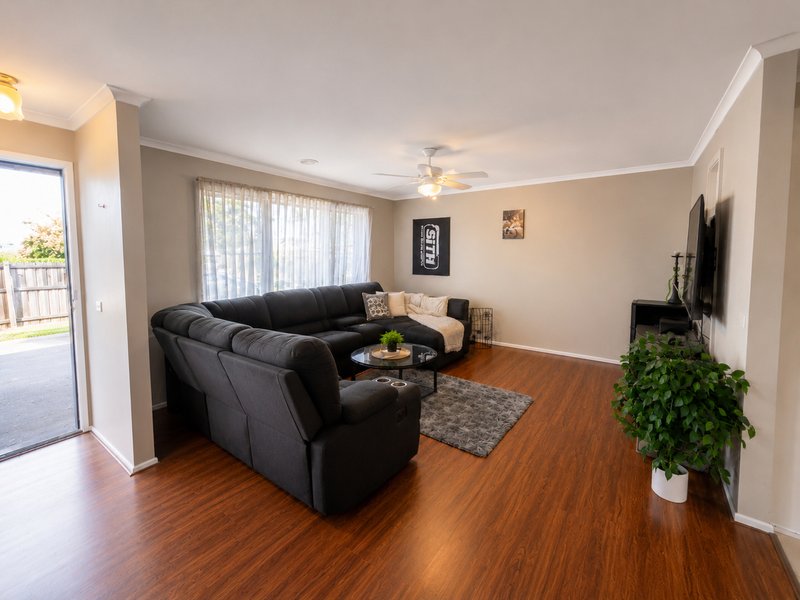 Photo - 1/38 Cameron Way, Pakenham VIC 3810 - Image 2