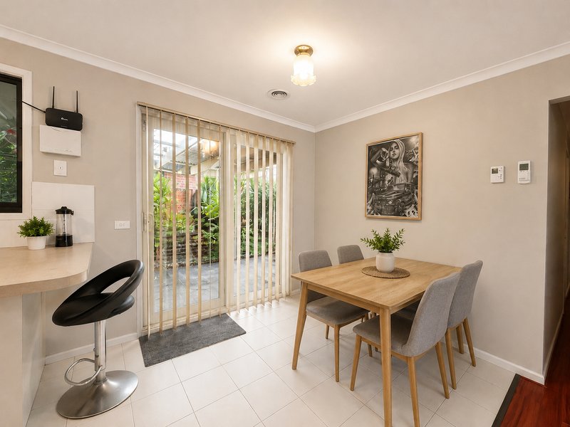 Photo - 1/38 Cameron Way, Pakenham VIC 3810 - Image 4
