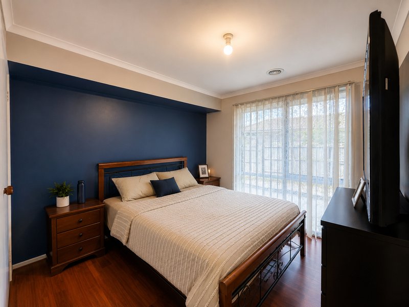 Photo - 1/38 Cameron Way, Pakenham VIC 3810 - Image 5